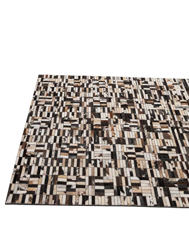 Detail image of  5' x 7' 10 Cowhide - Patchwork Rug