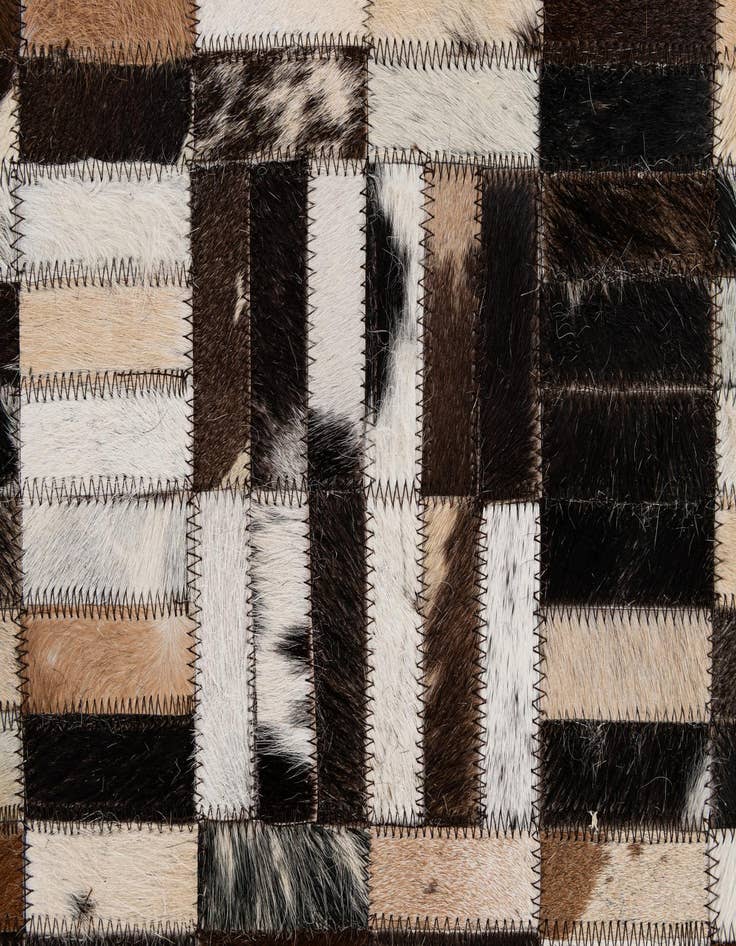 Detail image of  5' x 7' 10 Cowhide - Patchwork Rug