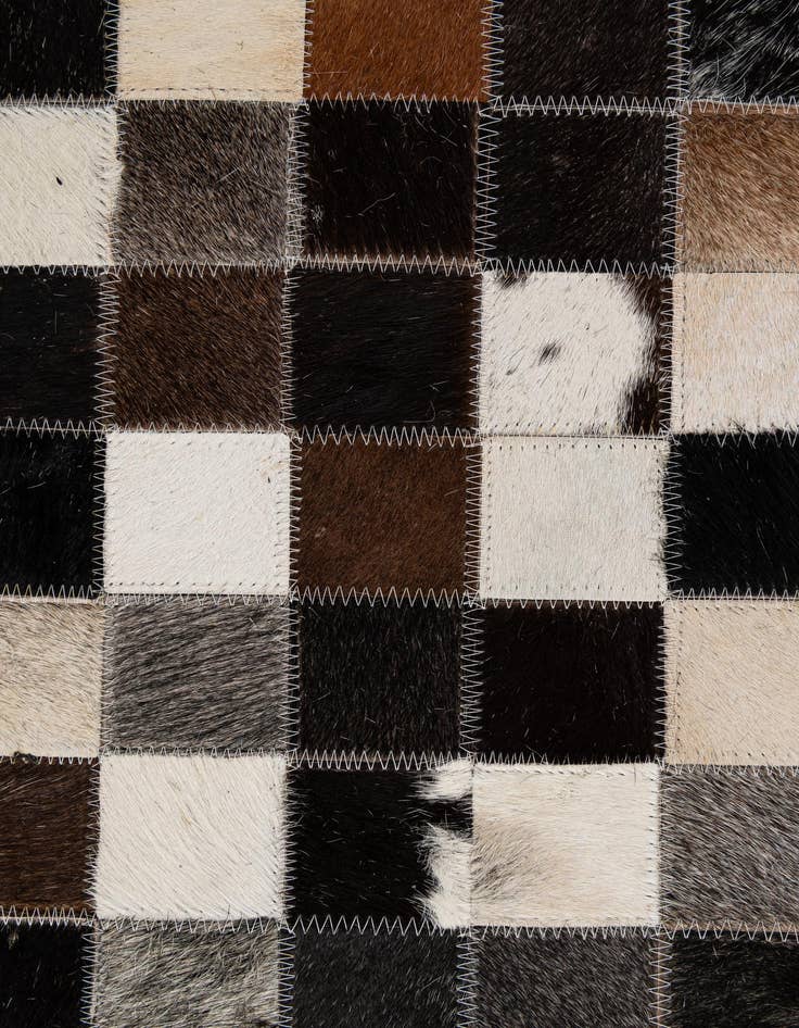 Detail image of  5' x 8' Cowhide - Patchwork Rug