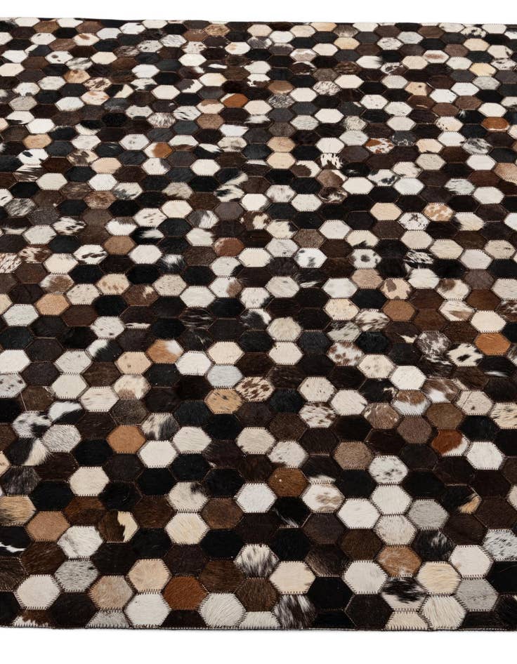 Detail image of  5' 1 x 8' Cowhide - Patchwork Rug