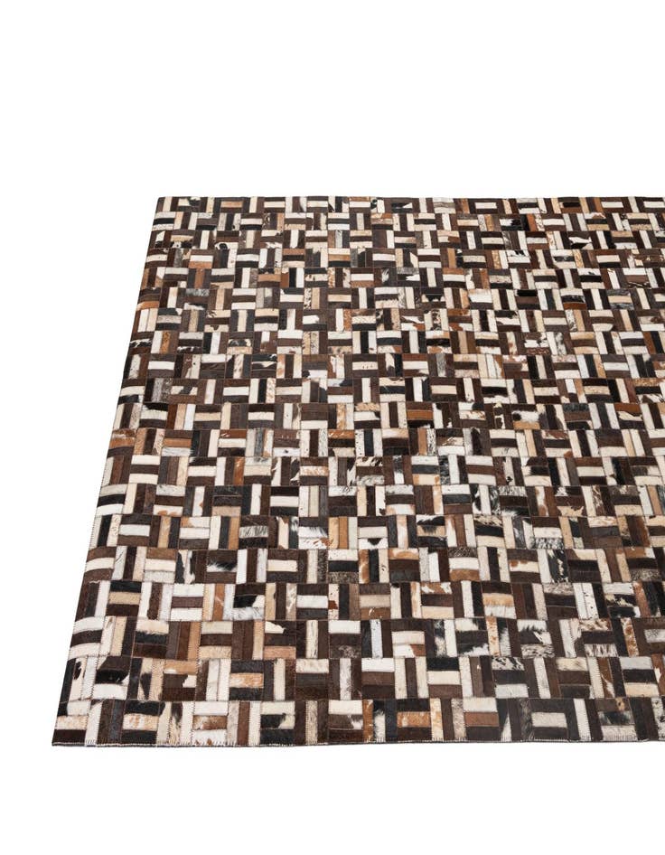 Detail image of  5' x 7' 11 Cowhide - Patchwork Rug