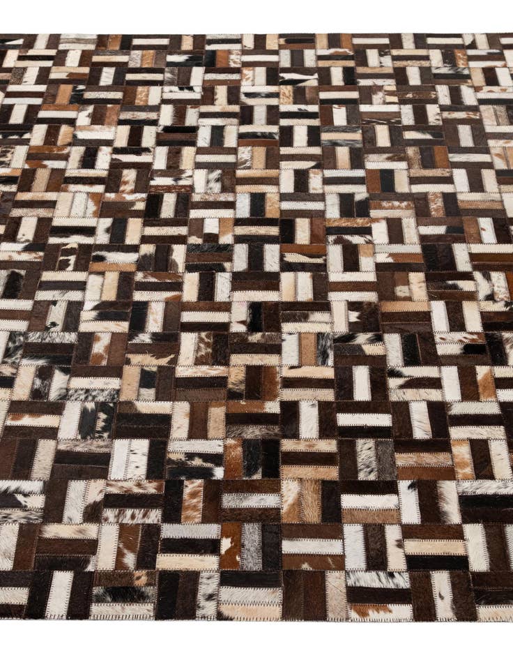 Detail image of  5' x 7' 11 Cowhide - Patchwork Rug