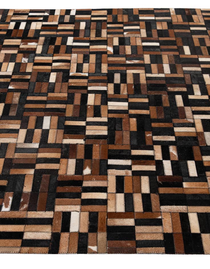 Detail image of  5' x 7' 11 Cowhide - Patchwork Rug