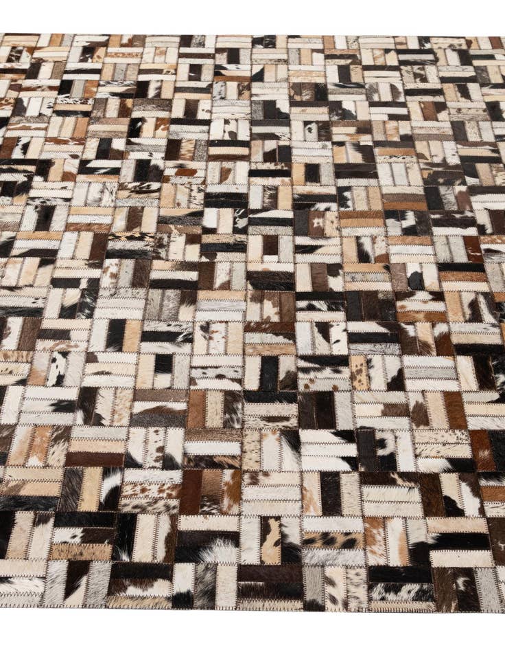 Detail image of  5' x 7' 11 Cowhide - Patchwork Rug