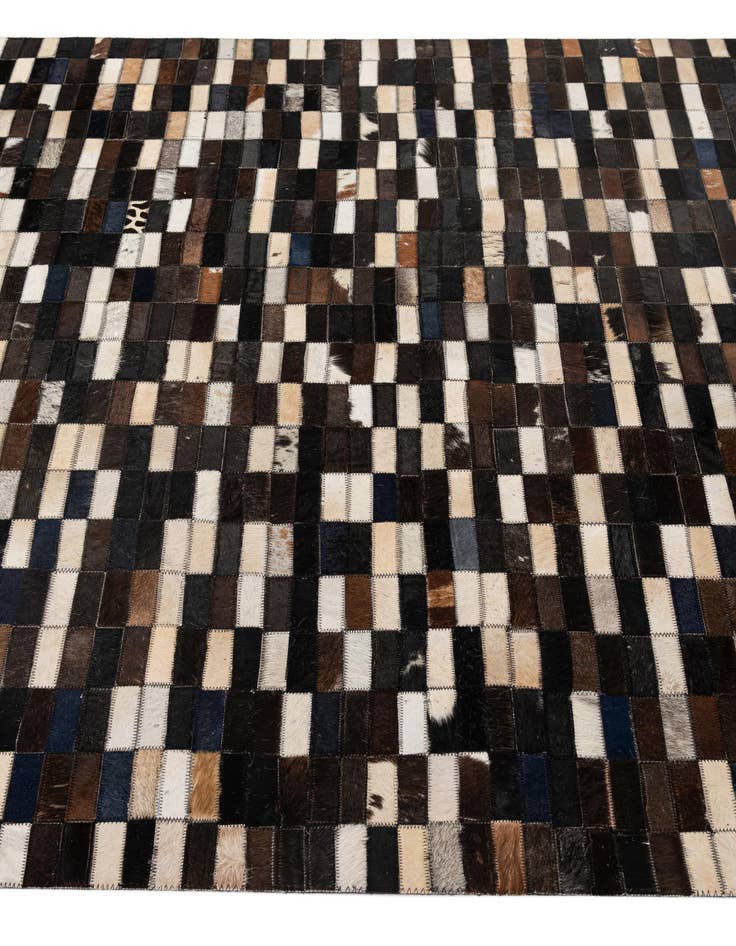Detail image of  5' x 7' 11 Cowhide - Patchwork Rug