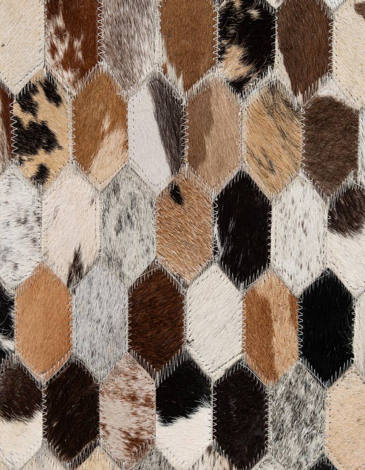 Detail image of  5' x 7' 11 Cowhide - Patchwork Rug