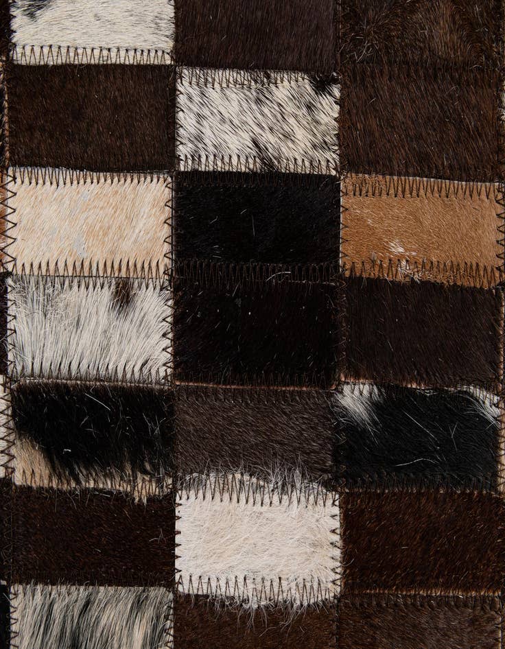 Detail image of  5' x 8' Cowhide - Patchwork Rug