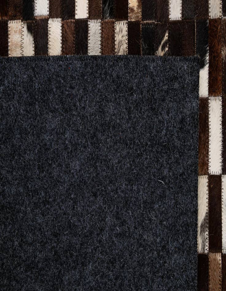 Detail image of  5' x 8' Cowhide - Patchwork Rug
