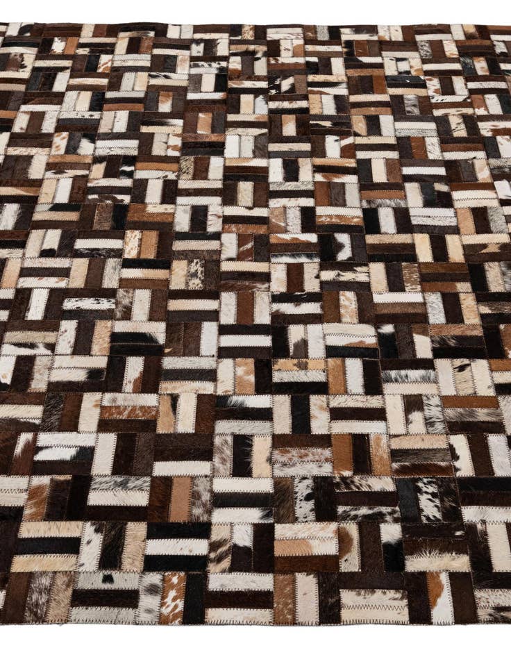 Detail image of  5' x 7' 10 Cowhide - Patchwork Rug