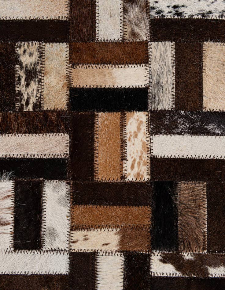 Detail image of  5' x 7' 10 Cowhide - Patchwork Rug