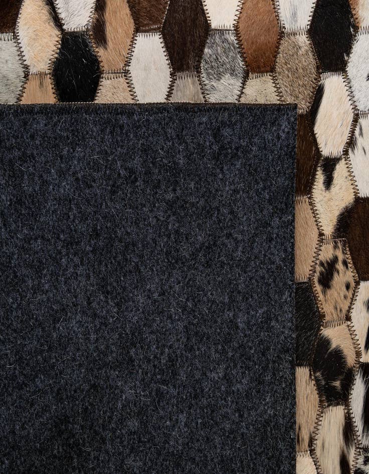 Detail image of  5' x 7' 10 Cowhide - Patchwork Rug
