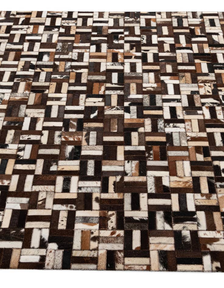 Detail image of  5' x 7' 10 Cowhide - Patchwork Rug
