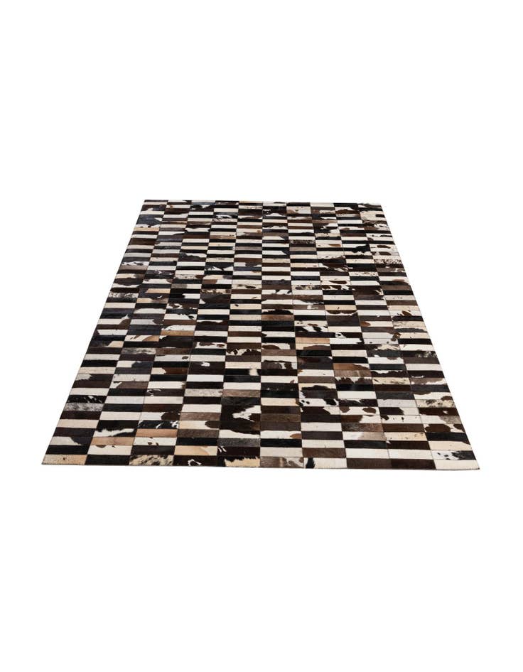 Detail image of  4' 11 x 8' Cowhide - Patchwork Rug