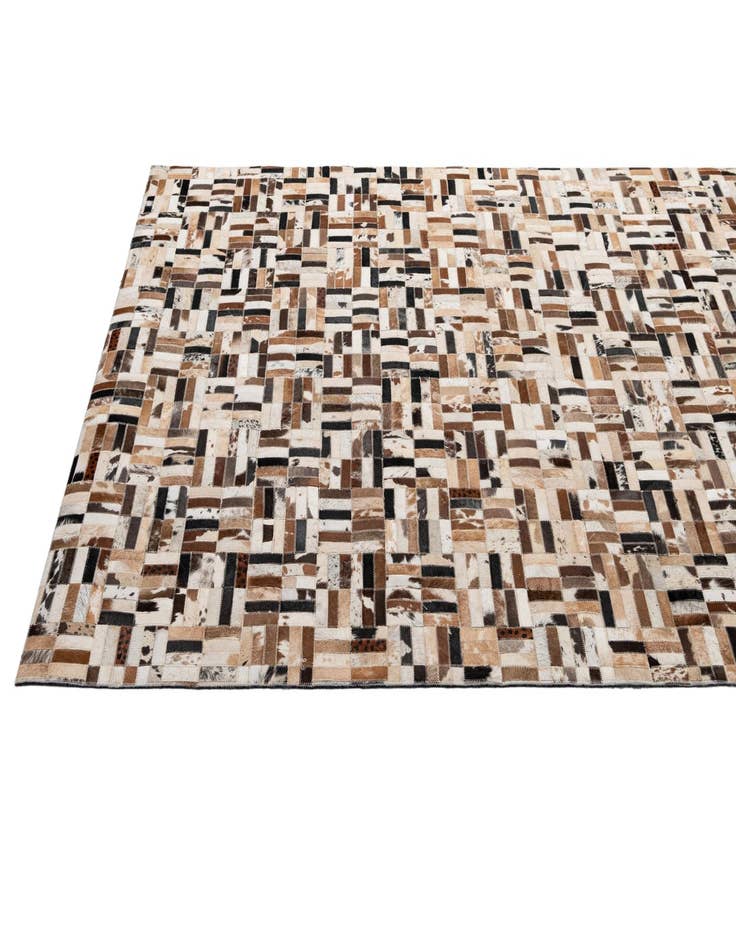 Detail image of  5' 1 x 8' Cowhide - Patchwork Rug