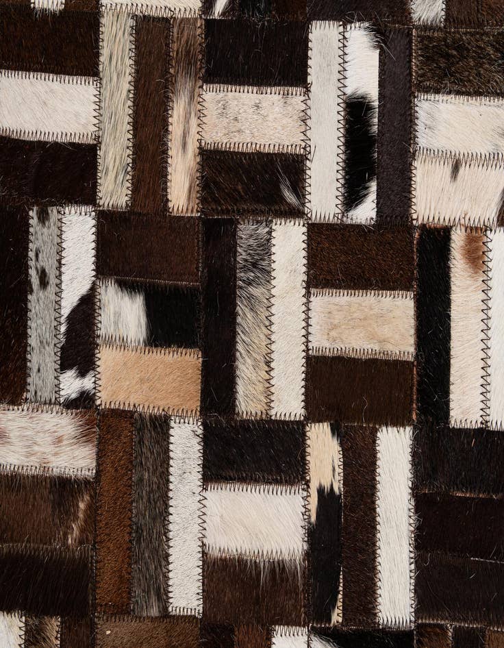 Detail image of  4' 11 x 7' 11 Cowhide - Patchwork Rug