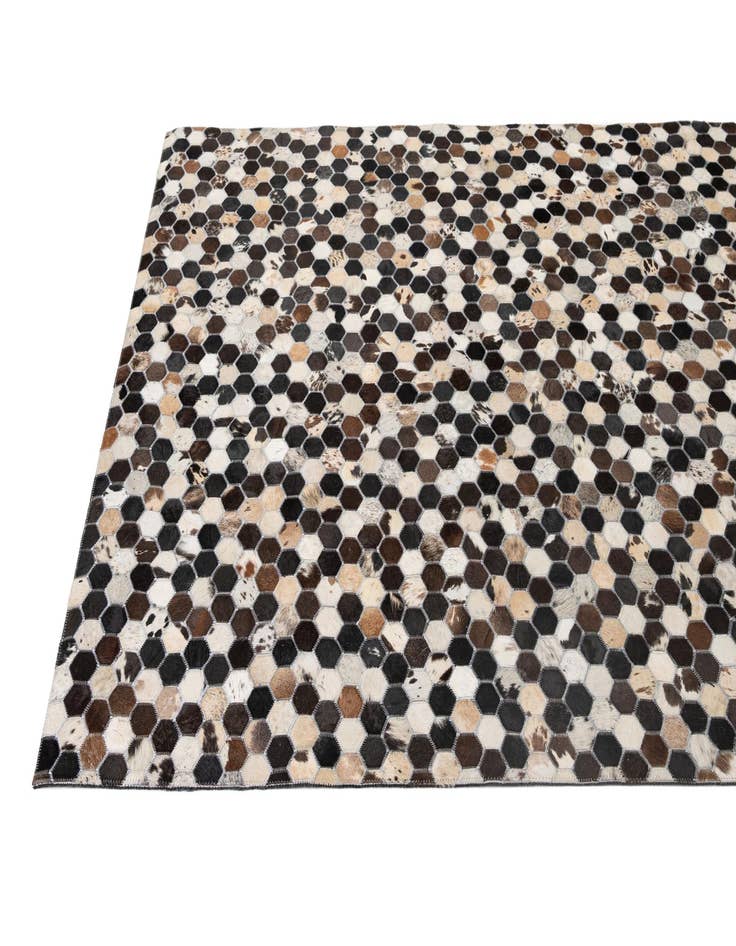 Detail image of  5' 1 x 8' Cowhide - Patchwork Rug