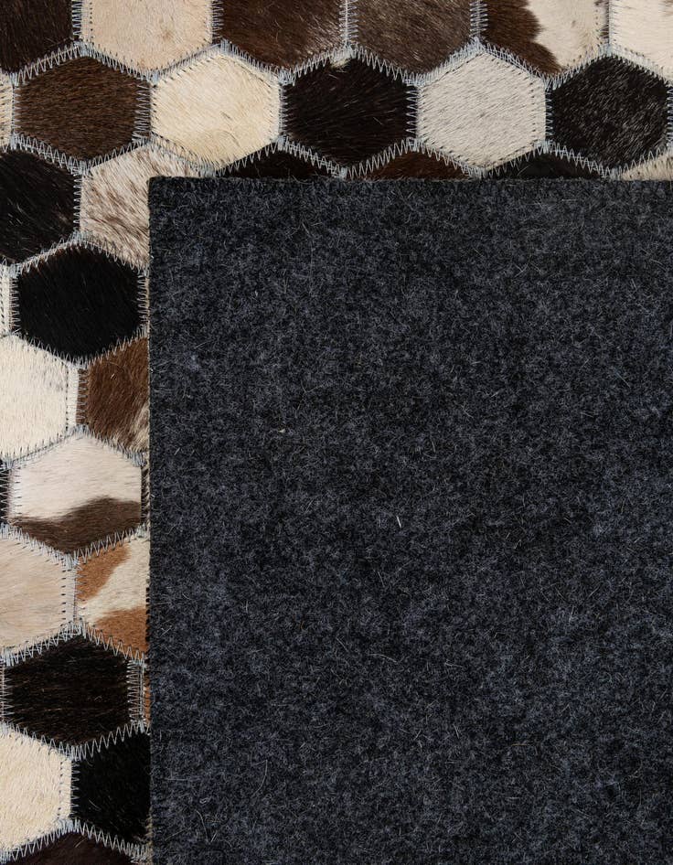 Detail image of  5' 1 x 8' Cowhide - Patchwork Rug