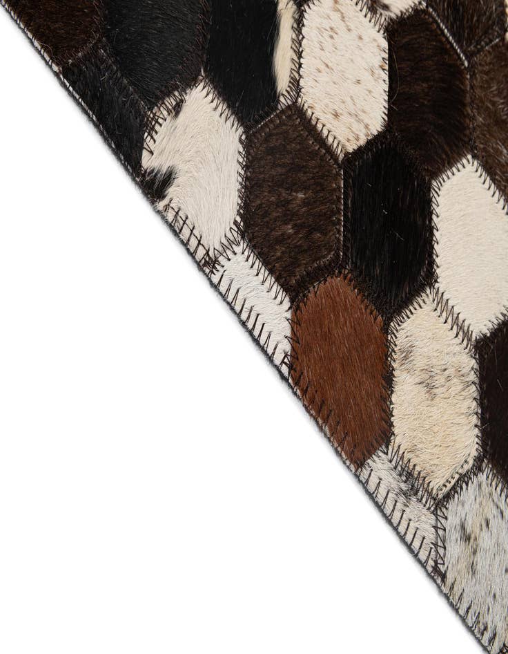 Detail image of  5' 1 x 8' Cowhide - Patchwork Rug