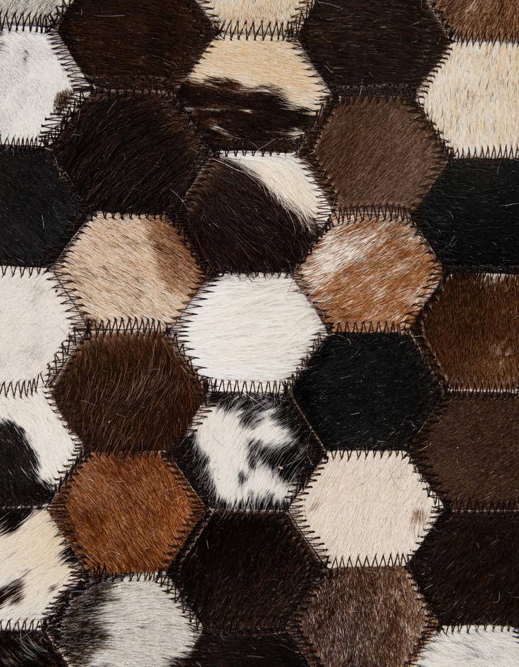 Detail image of  5' 1 x 8' Cowhide - Patchwork Rug