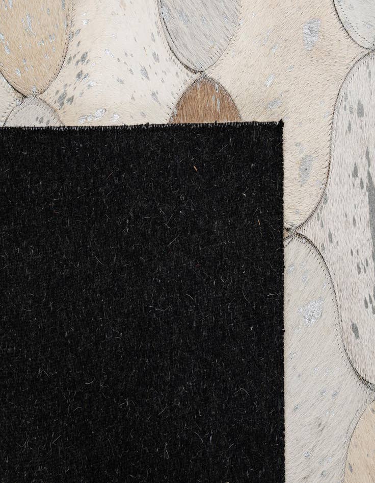 Detail image of  5' x 8' 3 Cowhide - Patchwork Rug