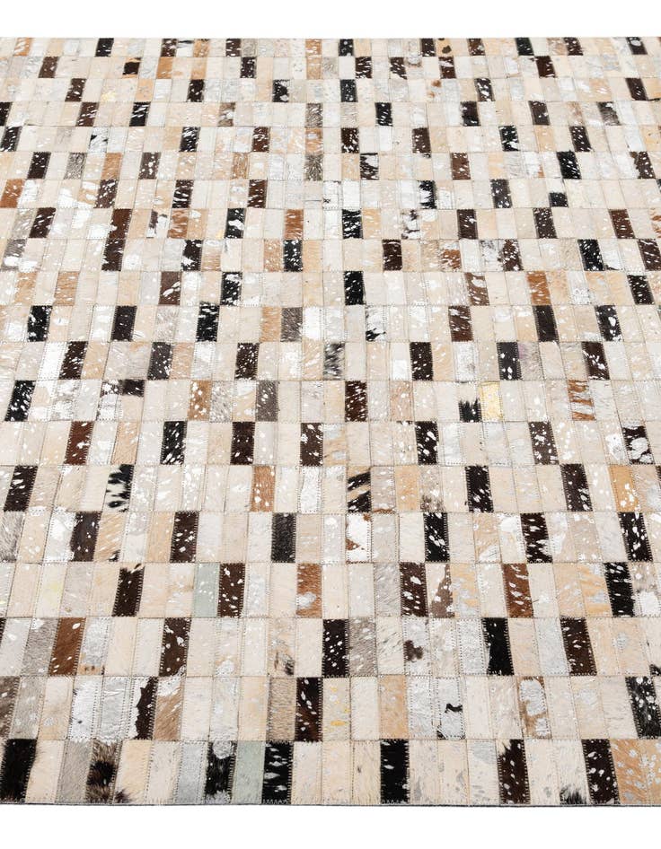 Detail image of  5' x 7' 11 Cowhide - Patchwork Rug