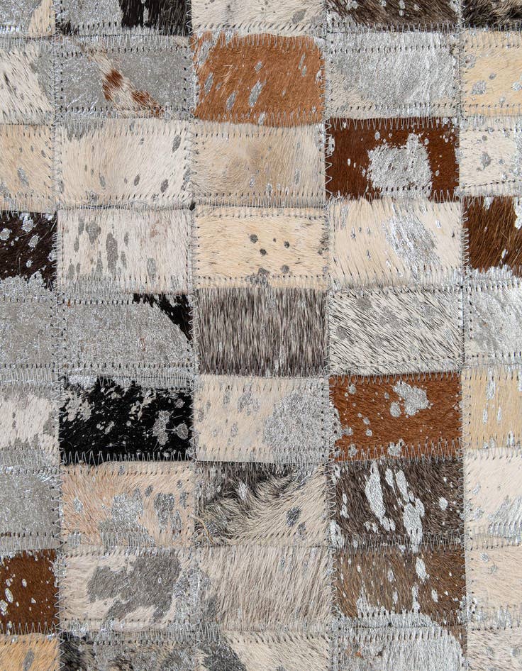 Detail image of  5' 1 x 8' Cowhide - Patchwork Rug