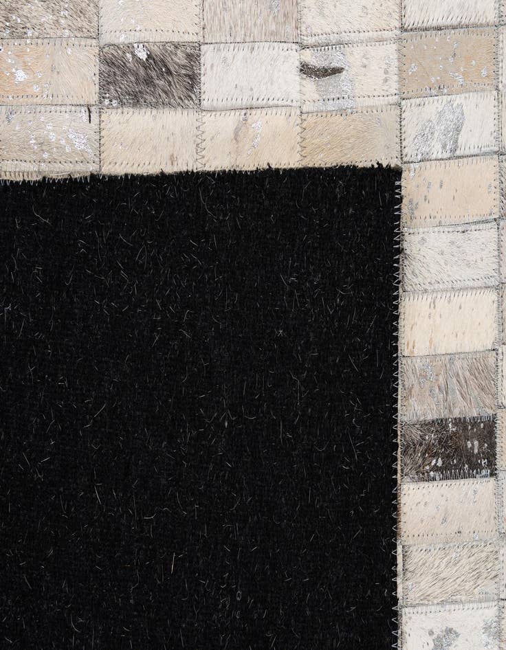 Detail image of  5' 1 x 8' Cowhide - Patchwork Rug