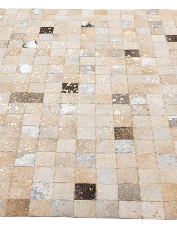 Detail image of  5' 1 x 8' Cowhide - Patchwork Rug