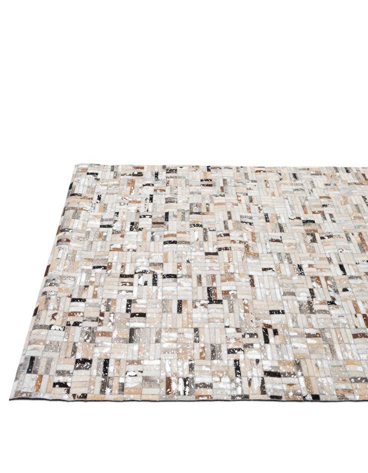 Detail image of  5' 1 x 8' Cowhide - Patchwork Rug