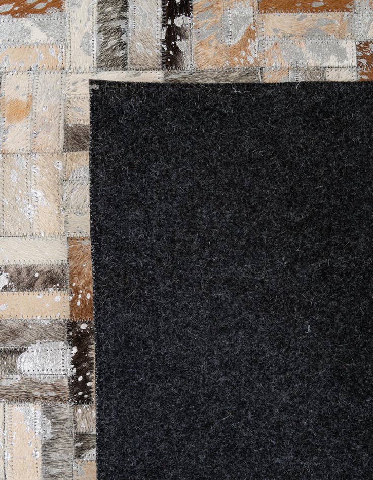 Detail image of  5' 1 x 8' Cowhide - Patchwork Rug