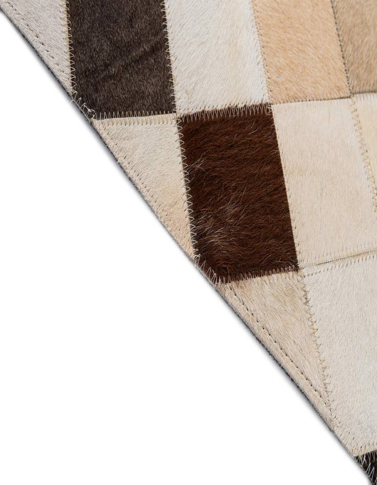 Detail image of  5' x 7' 9 Cowhide - Patchwork Rug