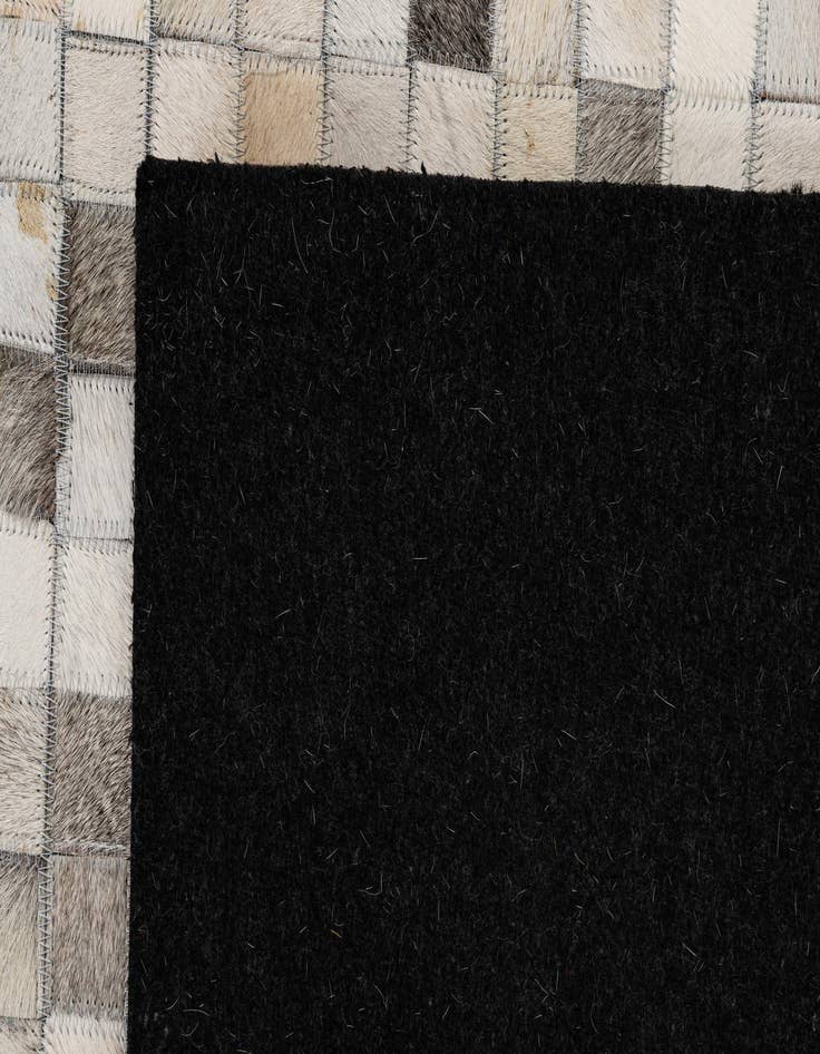 Detail image of  5' x 8' Cowhide - Patchwork Rug