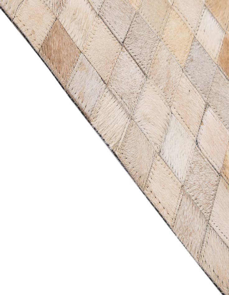 Detail image of  5' 1 x 8' Cowhide - Patchwork Rug