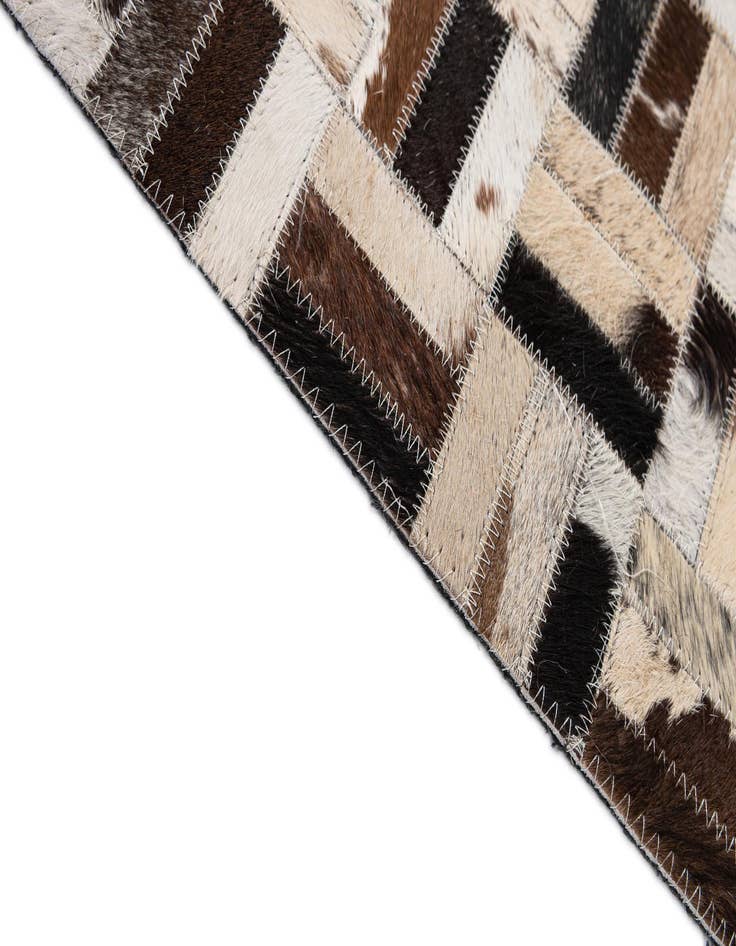 Detail image of  5' x 8' Cowhide - Patchwork Rug