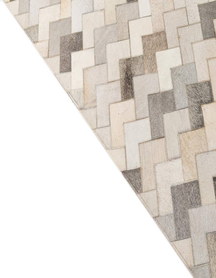 Detail image of  5' 2 x 8' Cowhide - Patchwork Rug