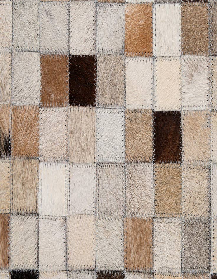 Detail image of  5' x 8' Cowhide - Patchwork Rug