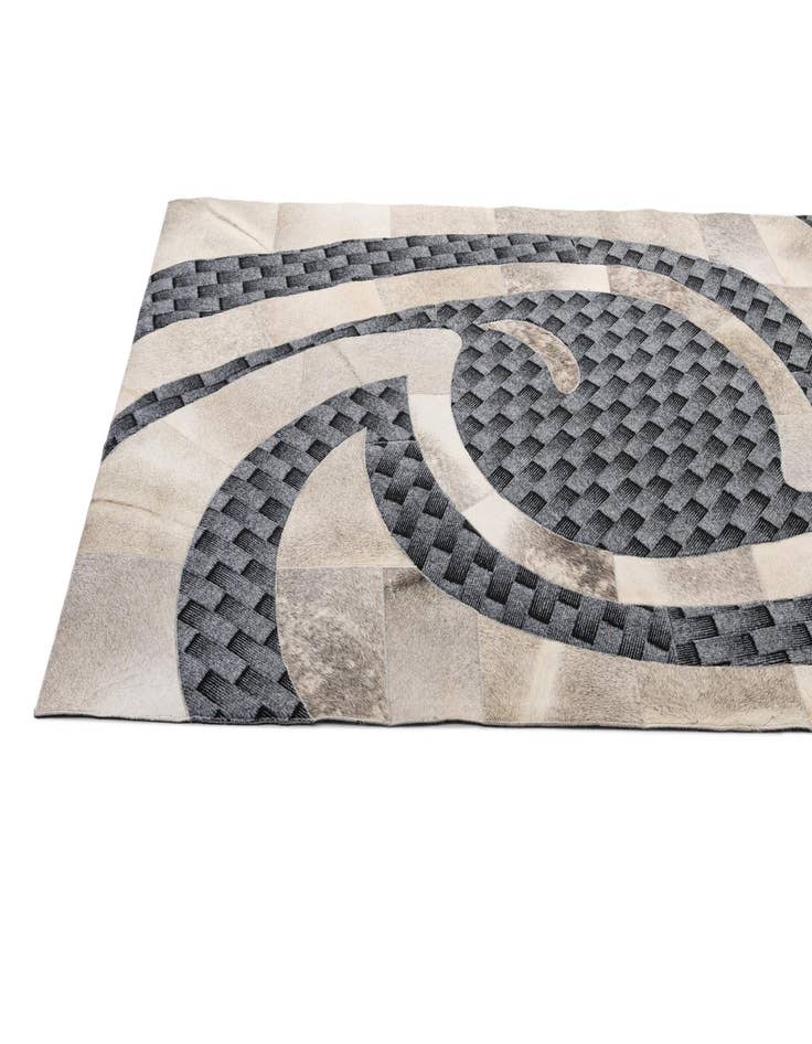 Detail image of  5' x 8' Cowhide - Patchwork Rug