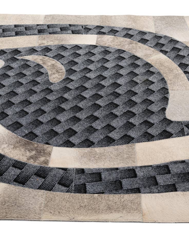 Detail image of  5' x 8' Cowhide - Patchwork Rug