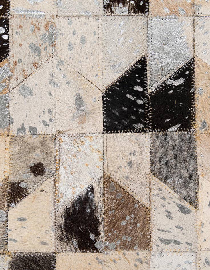Detail image of  4' x 5' 11 Cowhide - Patchwork Rug