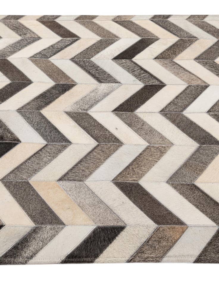 Detail image of  4' 1 x 6' 1 Cowhide - Patchwork Rug