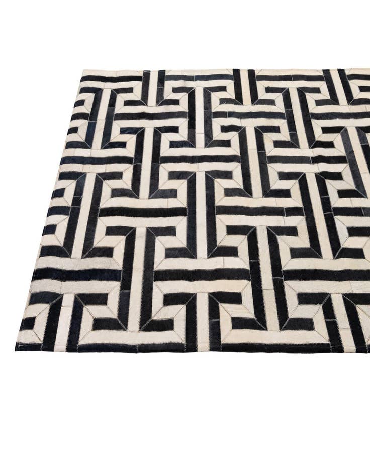 Detail image of  4' 1 x 6' 1 Cowhide - Patchwork Rug