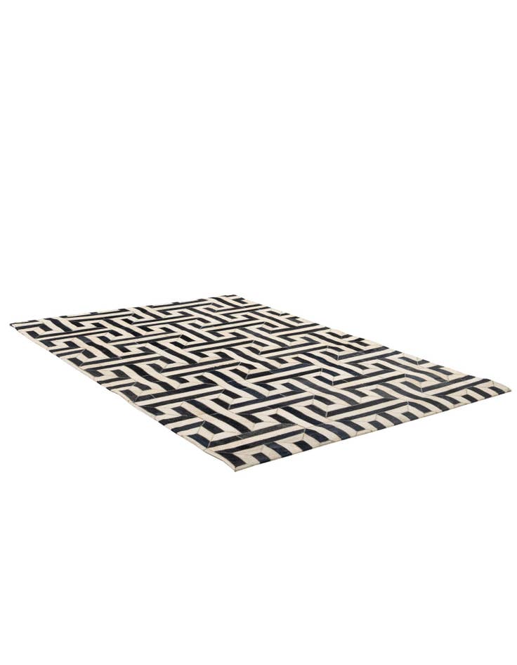 Detail image of  4' 2 x 6' 2 Cowhide - Patchwork Rug