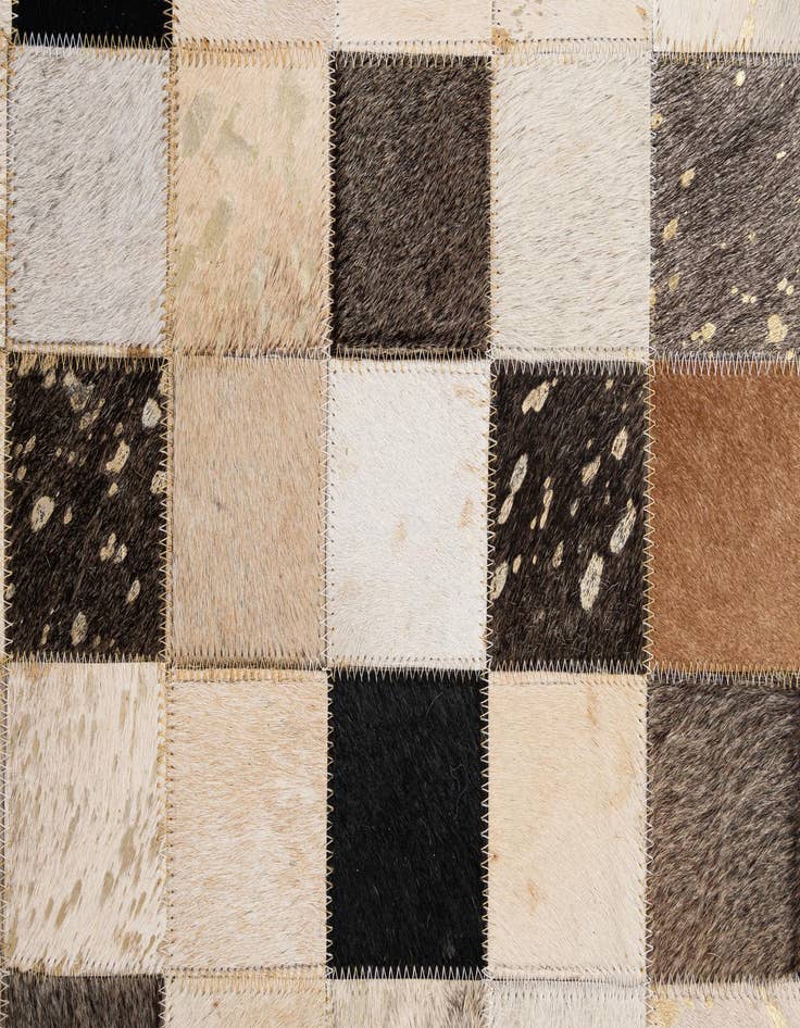 Detail image of  4' 1 x 6' 1 Cowhide - Patchwork Rug