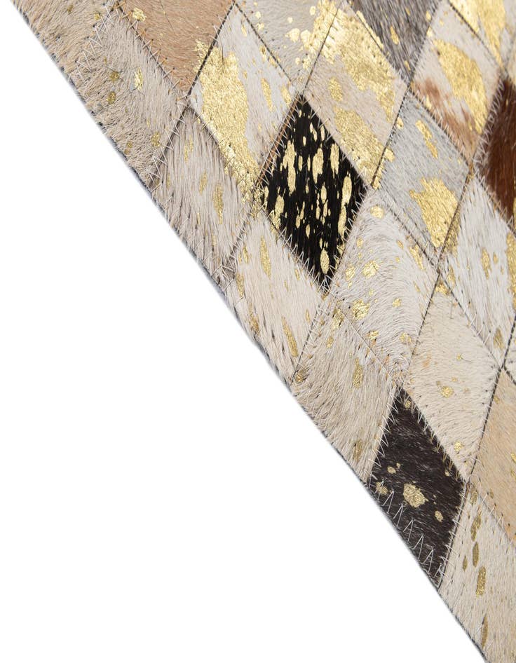Detail image of  4' 1 x 6' Cowhide - Patchwork Rug