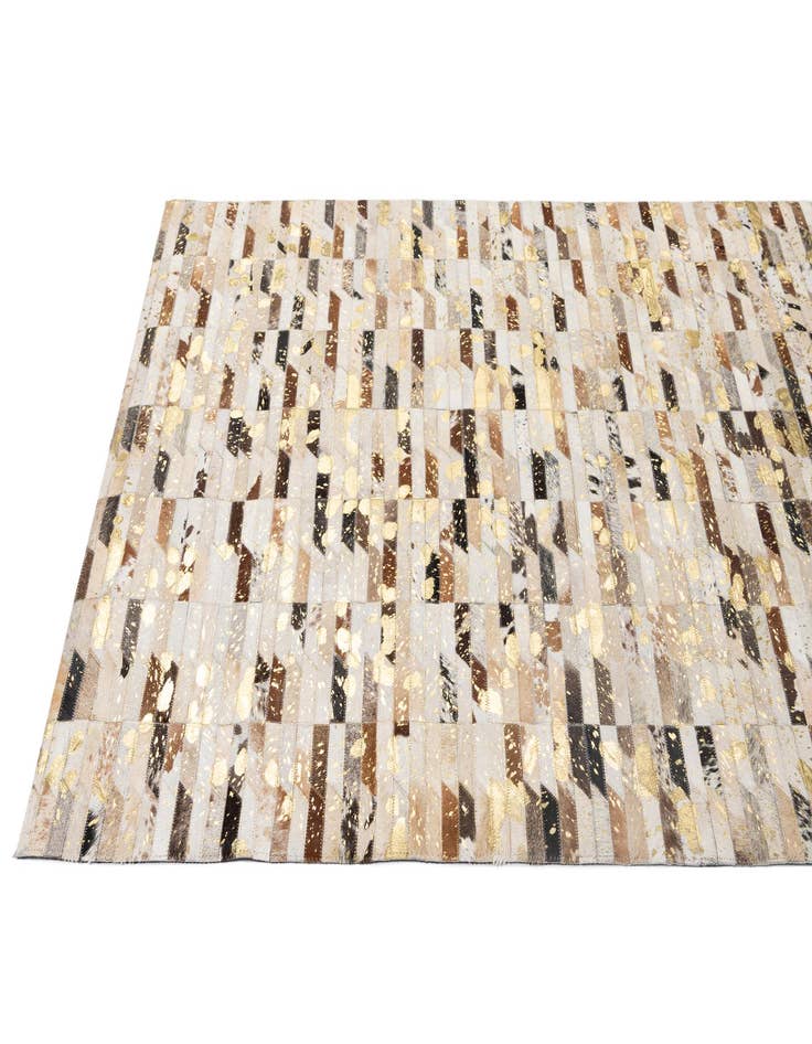 Detail image of  4' 2 x 5' 11 Cowhide - Patchwork Rug