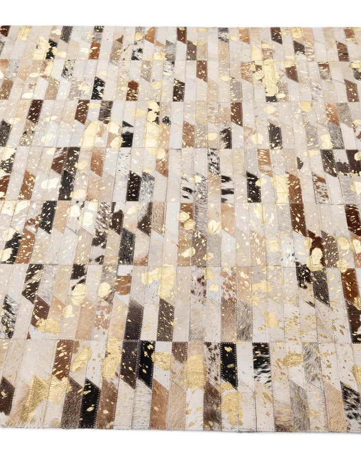 Detail image of  4' 2 x 5' 11 Cowhide - Patchwork Rug