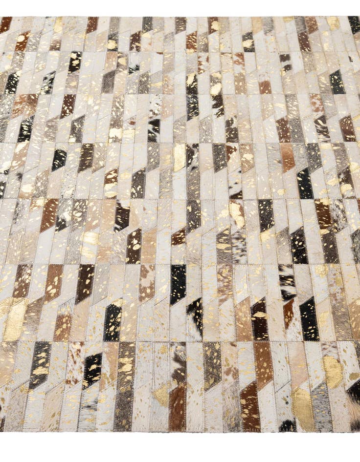 Detail image of  4' 1 x 5' 11 Cowhide - Patchwork Rug