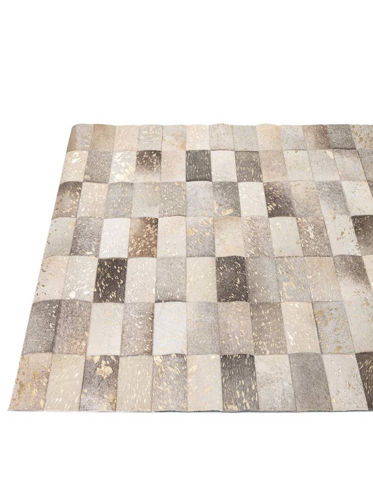 Detail image of  4' x 5' 10 Cowhide - Patchwork Rug