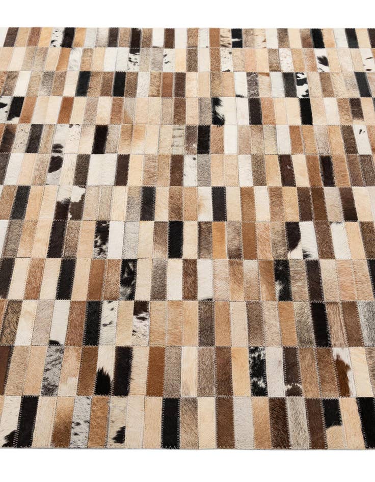 Detail image of  4' x 6' Cowhide - Patchwork Rug