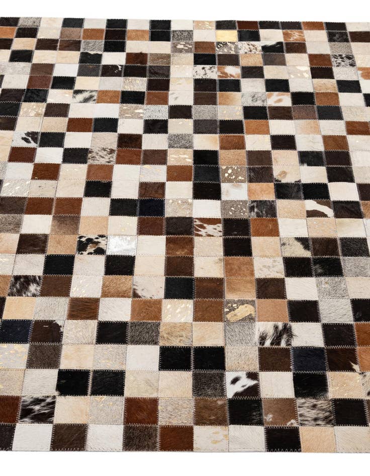 Detail image of  4' 1 x 6' Cowhide - Patchwork Rug